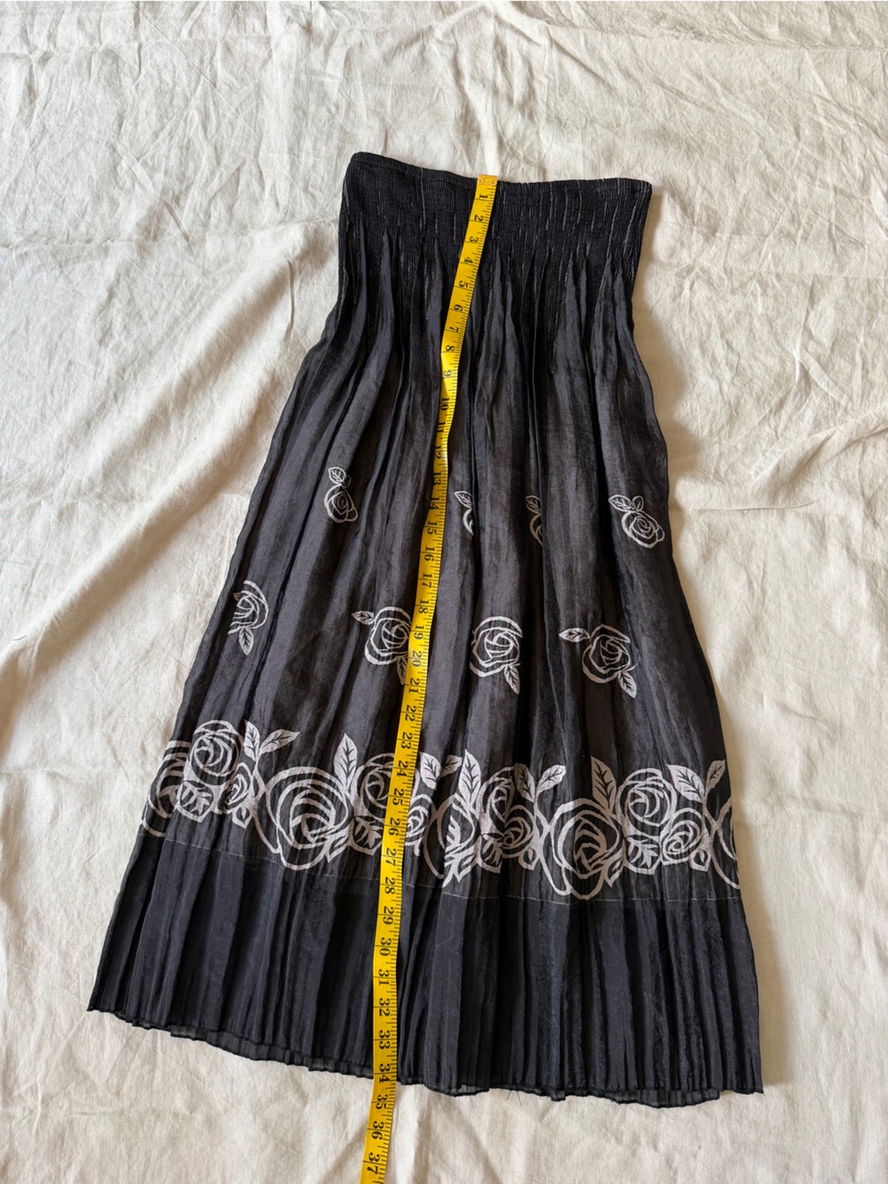 Vintage smocked waist pleated midi Skirt xs to large - Picture 13 of 14